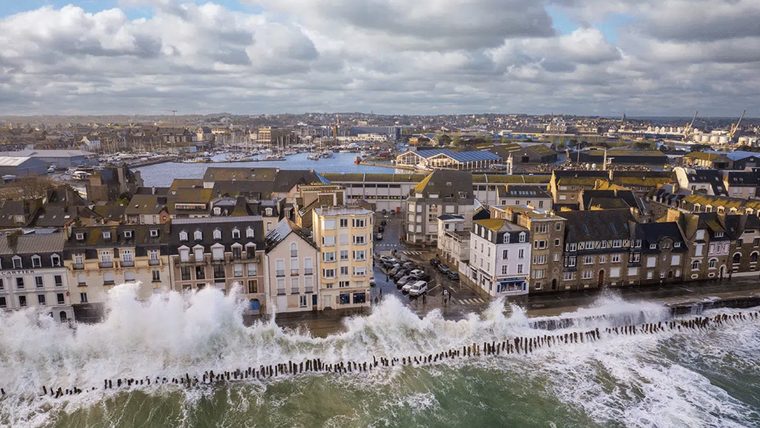 Près de trois communes françaises sur dix vulnérables aux événements climatiques extrêmes